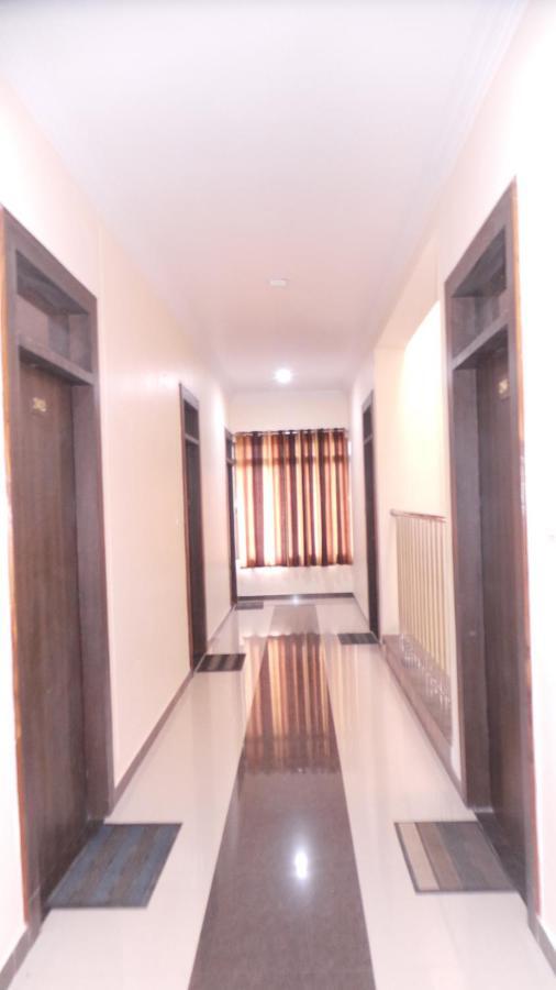 Hotelyashpalace Maihar Dış mekan fotoğraf